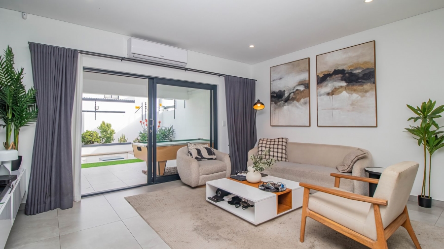 4 Bedroom Property for Sale in Sandown Western Cape